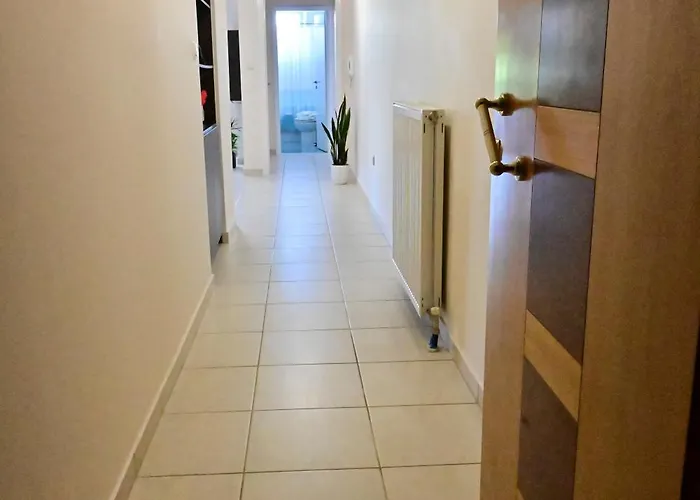 Magdalena Cozy Sparta